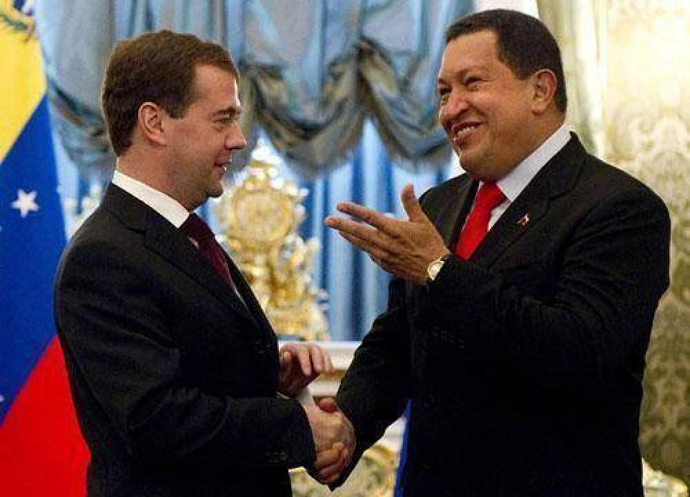 Ch�vez reforz� su armamento con u$s4.000 M de Rusia