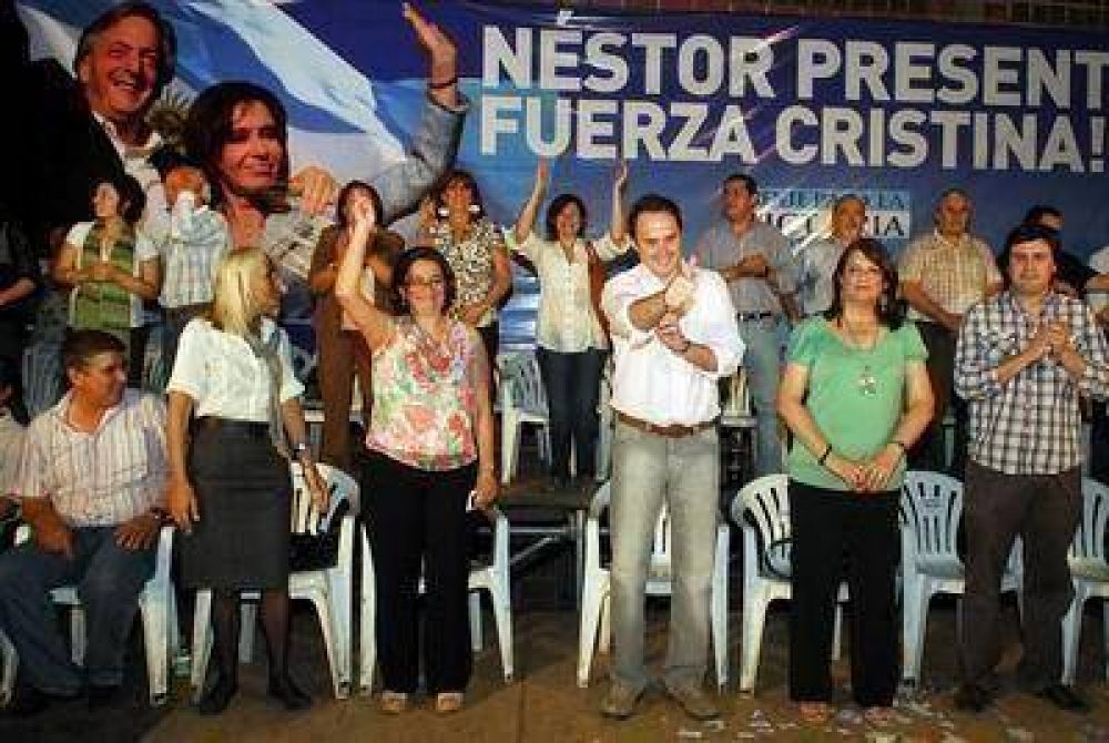 Dirigentes del FPV recordaron a Kirchner Todos recordaron el aporte de N�stor Kirchner a la provincia.