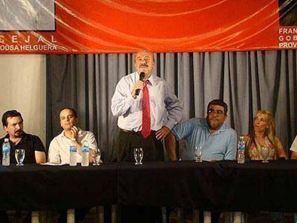 ECHEVERR�A | ENCUENTRO CON J�VENES M�rcuri llam� a valorar el deporte como �elemento de formaci�n�