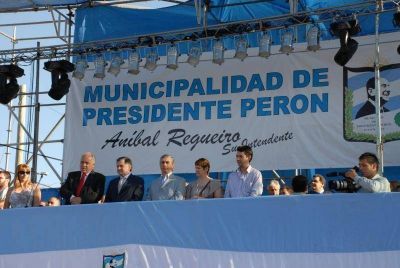Presidente Per�n - 17� aniversario de creaci�n por ley del Municipio de Presidente Per�n  EXITOSO CIERRE DE LOS FESTEJOS POR EL ANIVERSARIO DEL DISTRITO