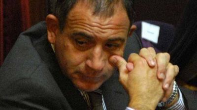 Juez: No nos interesa el apoyo de las estructuras