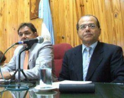 El Ejecutivo acelera el presupuesto y convoc� para hoy a los 9 concejales 