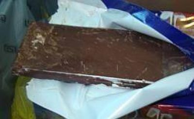 Llevaban 8 kilos de coca�na oculta en chocolates