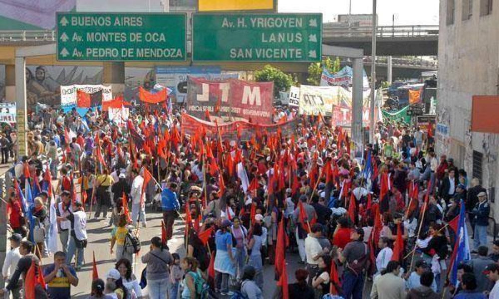 Gremialistas anuncian cortes en el Puente Pueyrred�n y en un sector de la General Paz