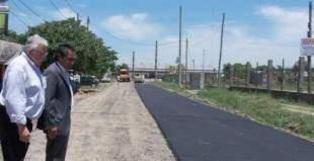 Recorrida de Guzm�n por obras en Barrio Lambertuchi