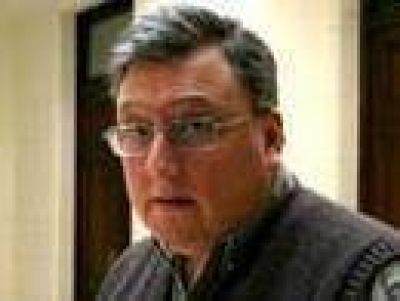 Hourest va con Alfons�n