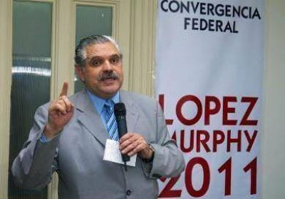 L�pez Murphy ratifica su candidatura y recorre la Ciudad