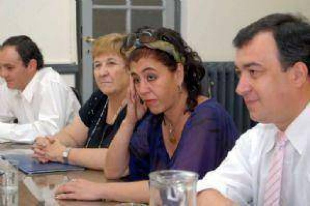 Empieza a regir el descuento por el paro