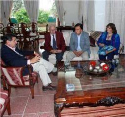 Beder Herrera recibi� un respaldo clave tras un fin de semana con suspicacias
