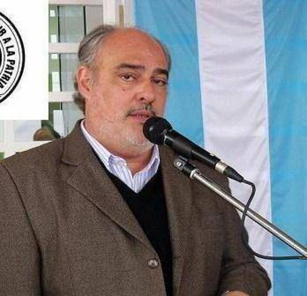 El gobernador Colombi afirm� ayer que �no habr� plus salarial�