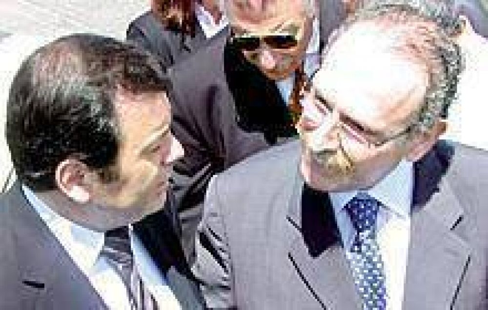Abal Medina dijo que en el 2011 habr� m�s escuelas para Santiago 