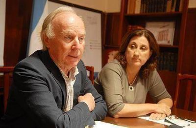 TAMBI�N SE ENOJ� CON EL CIVISMO DIGITAL Rosso brind� detalles sobre la obra de la Av. Constituci�n-Carlos Pellegrini