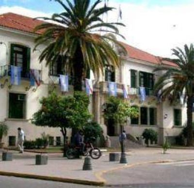 En diciembre, el gobierno otorga un plus de 350 pesos a los empleados p�blicos