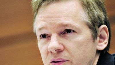 Ordenan la captura internacional del fundador del sitio Wikileaks