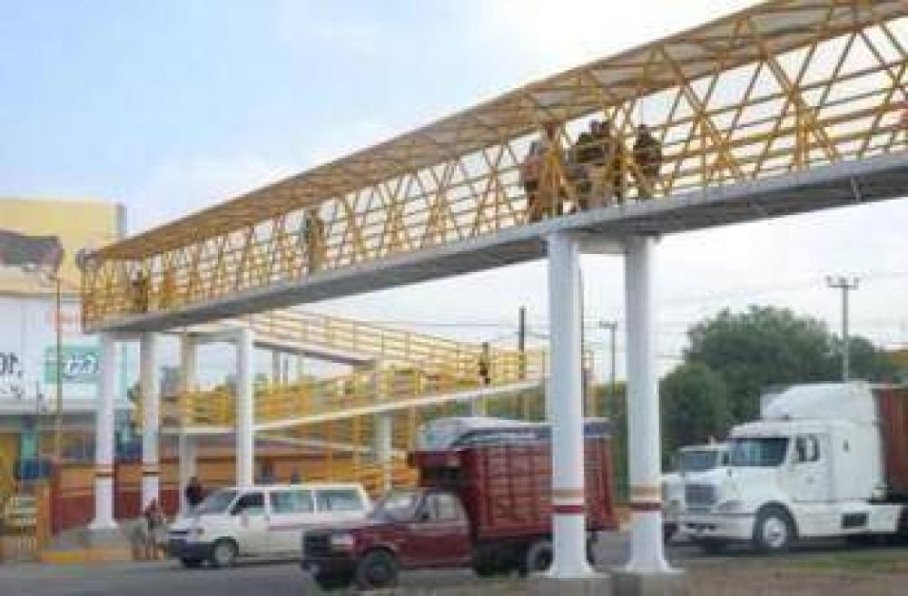 Puente peatonal: �si no hacen algo urgente, vamos a lamentar la p�rdida de una vida�