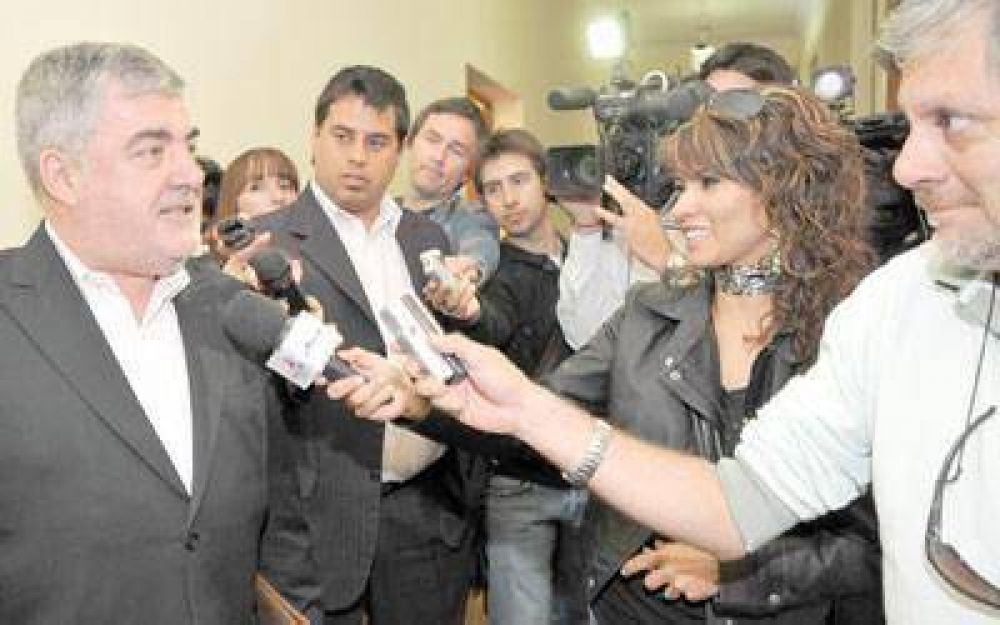 Das Neves presenta una denuncia contra Amado Boudou