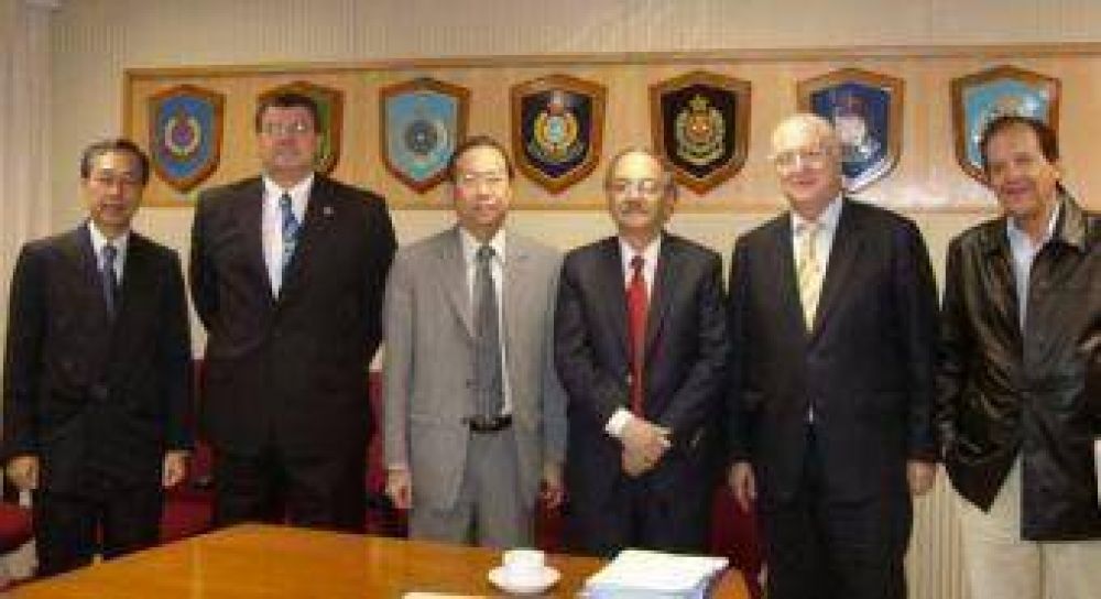 En China, la comitiva chaque�a se interioriz� sobre temas de seguridad y avanz� en las relaciones comerciales 