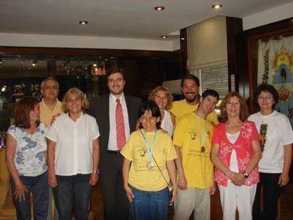 El intendente Lucas Ghi recibi� a dos medallistas ol�mpicos