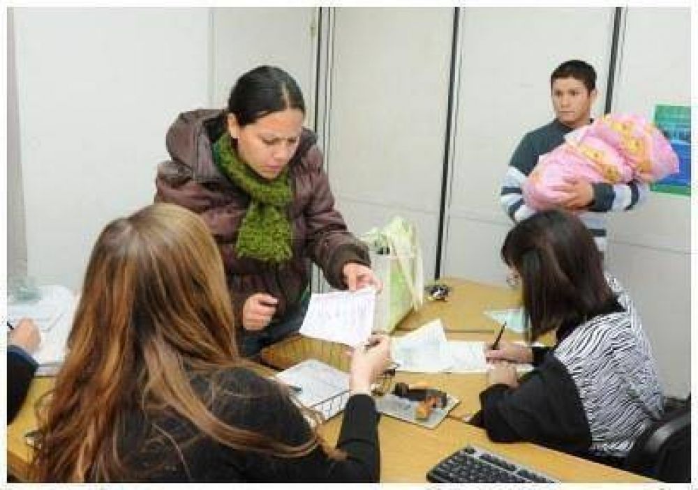Salud: HOSPITAL DE MALVINAS SE SUMA AL PROGRAMA �DERECHO A LA IDENTIDAD�