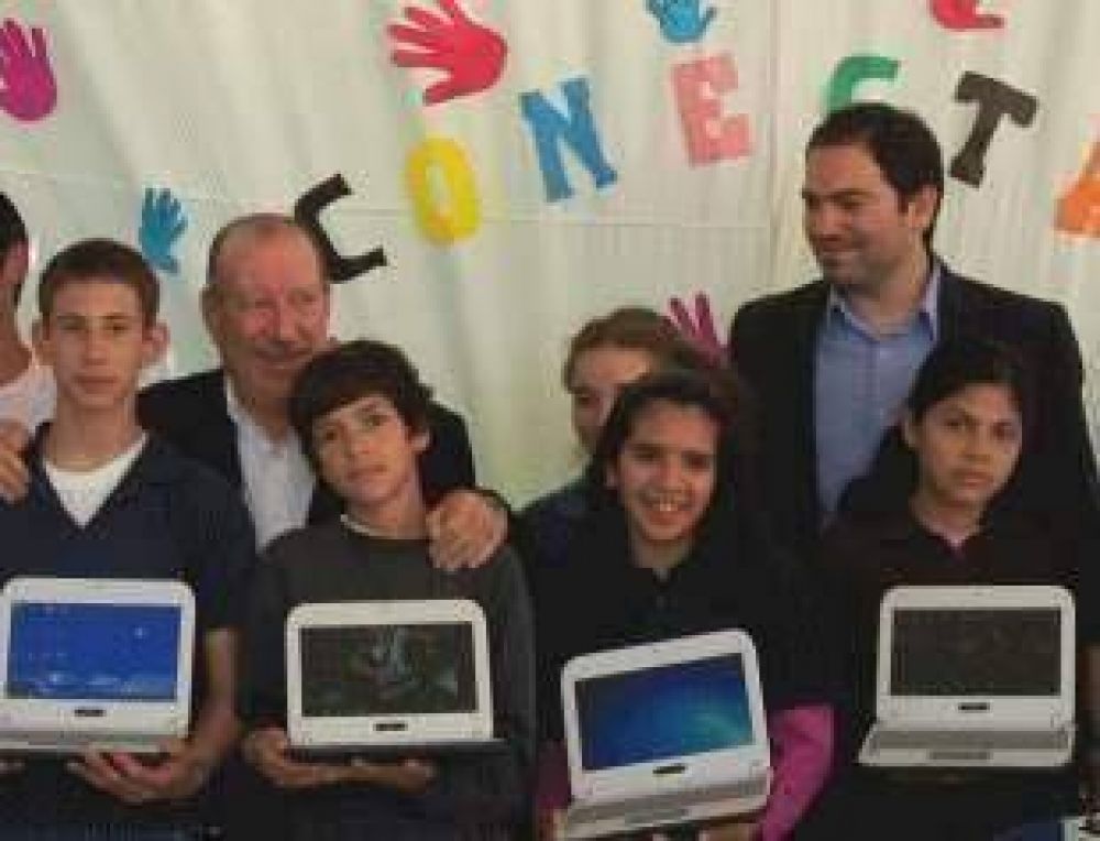 Conectar Igualdad entreg� un total de 1400 notebooks en San Fernando