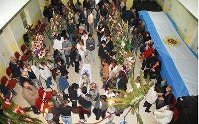 Pol�ticos, gremialistas y dirigentes sociales le dieron el adi�s a Morej�n