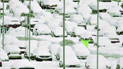 Una ola de fr�o y nieve hace colapsar gran parte de Europa