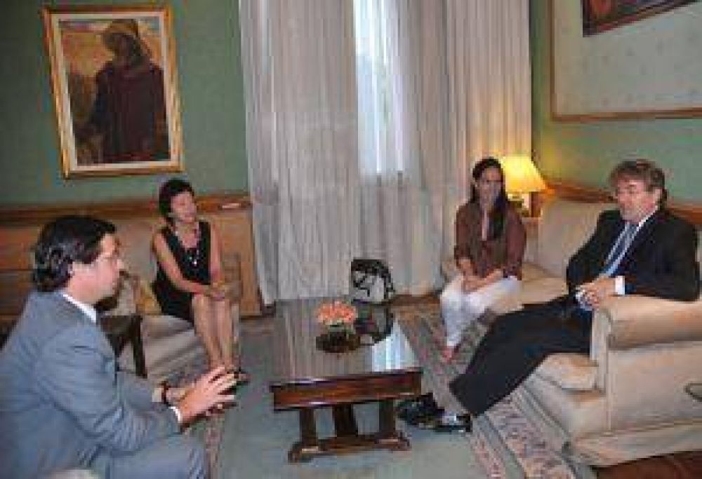 Avanza la integraci�n con Francia tras visita de c�nsul general a Jujuy