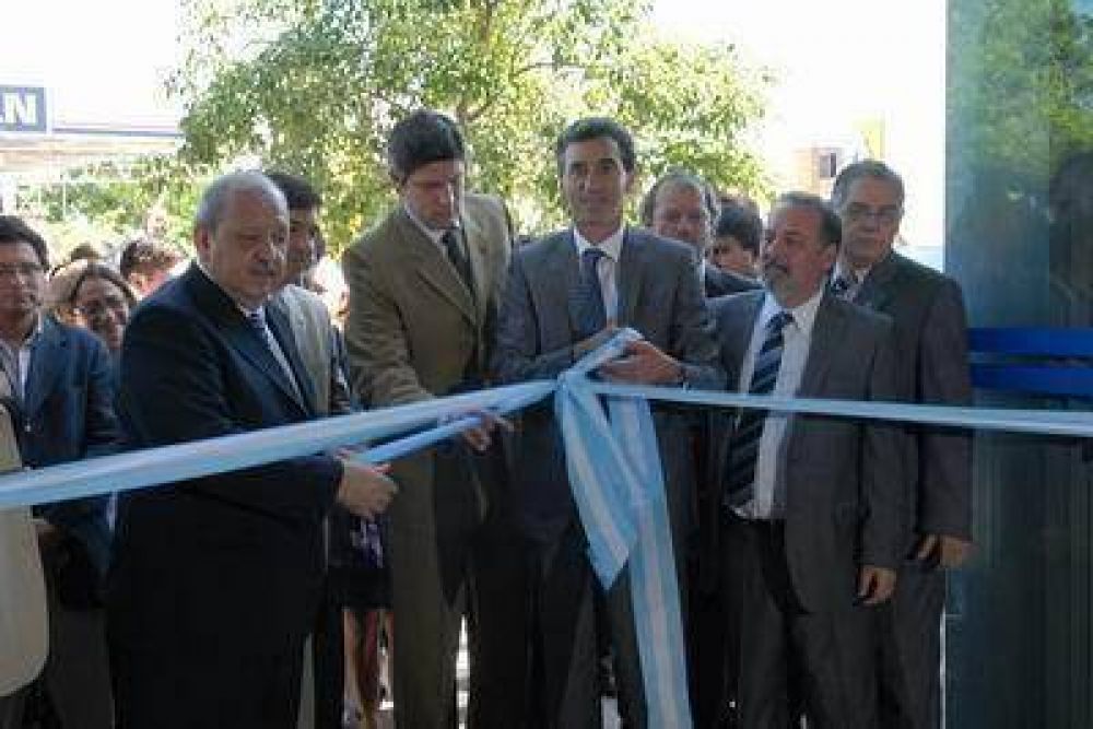 Randazzo le sugiri� a Brizuela hacer las elecciones provinciales en octubre