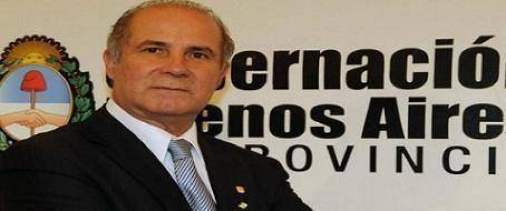 "Cacho" �lvarez lanzar� agrupaci�n para apoyar a Cristina y a Scioli