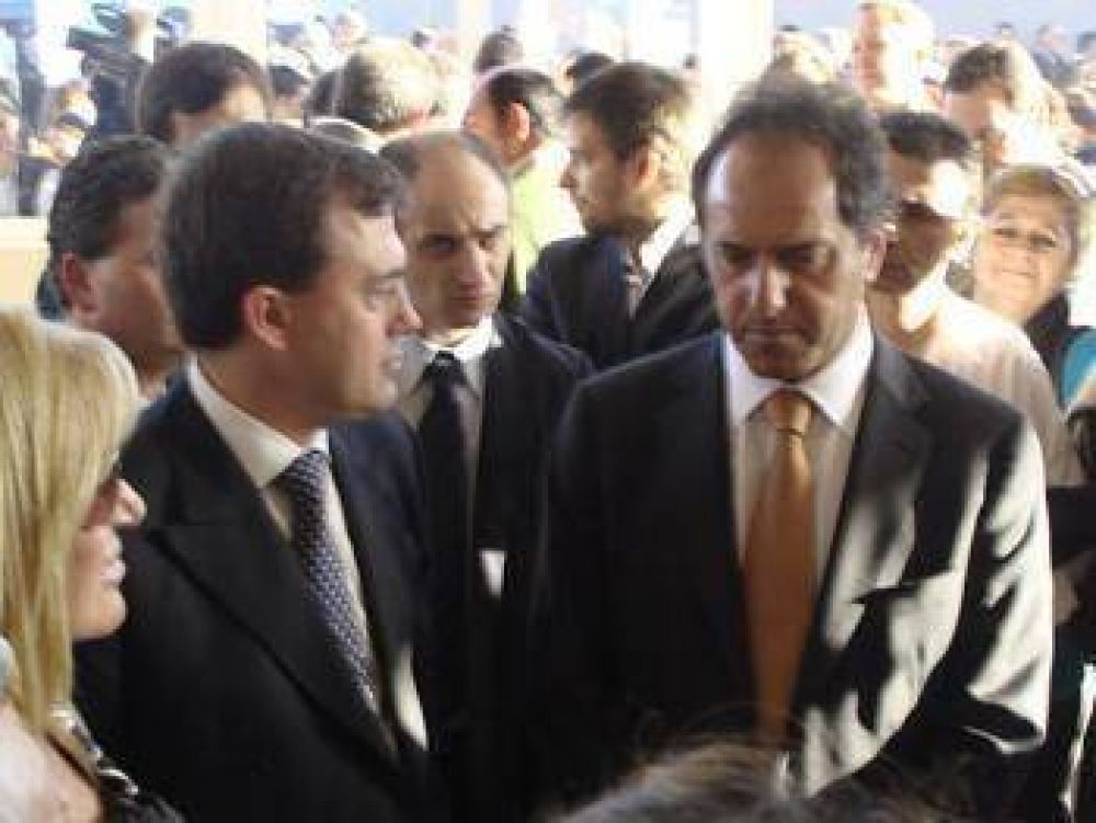 Scioli vendr� a Bol�var para el marat�n y traer�a un subsidio para equipamiento del Hospital Capredoni