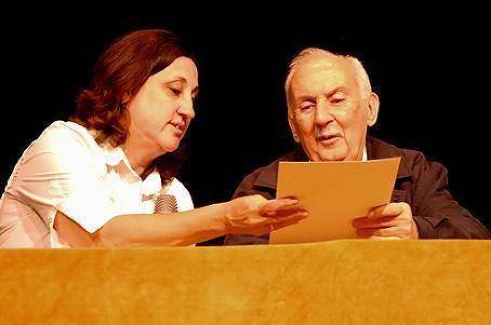 Norberto Galasso disert� en el Curso de Formaci�n Pol�tica