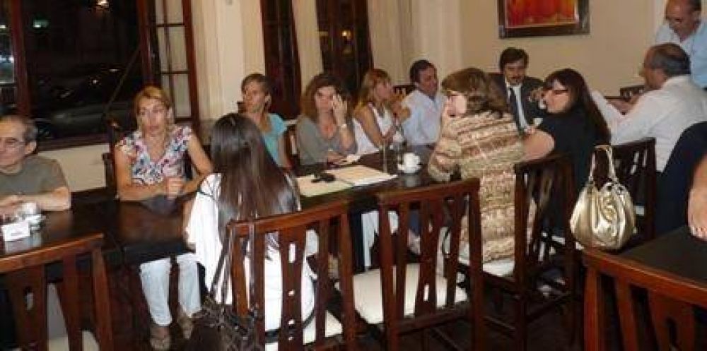 Visit� nuestra ciudad el gobernador del Rotary Club 