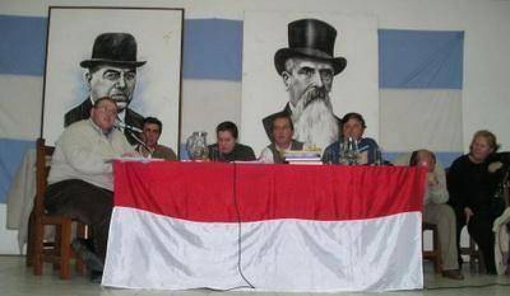 El radicalismo se prepara para el 2011 