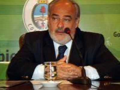 "Hay discursos que dan l�stima", dice Colombi