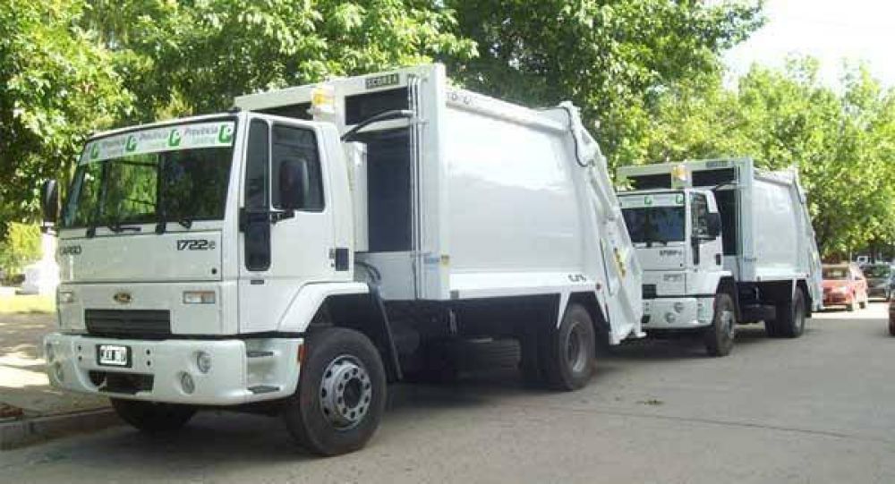 Dos nuevos camiones recolectores de residuos