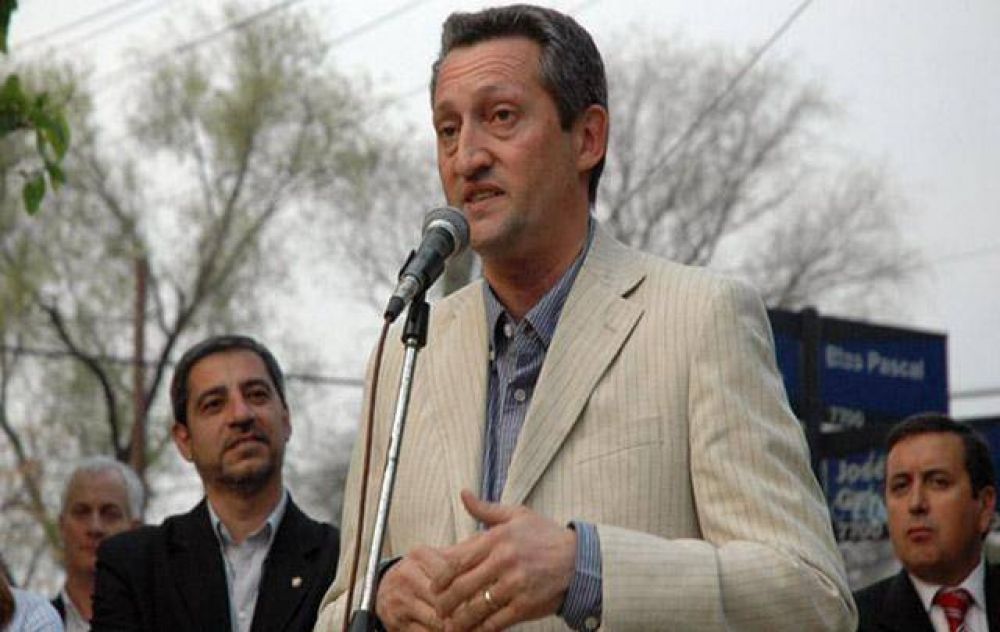El intendente Giacomino quiere crear un banco inmobiliario municipal para viviendas sociales