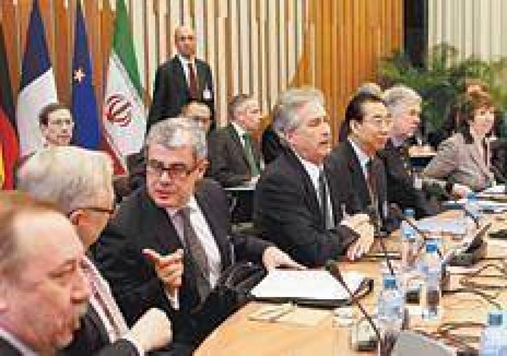 Un doble ataque golpe� a Pakist�n