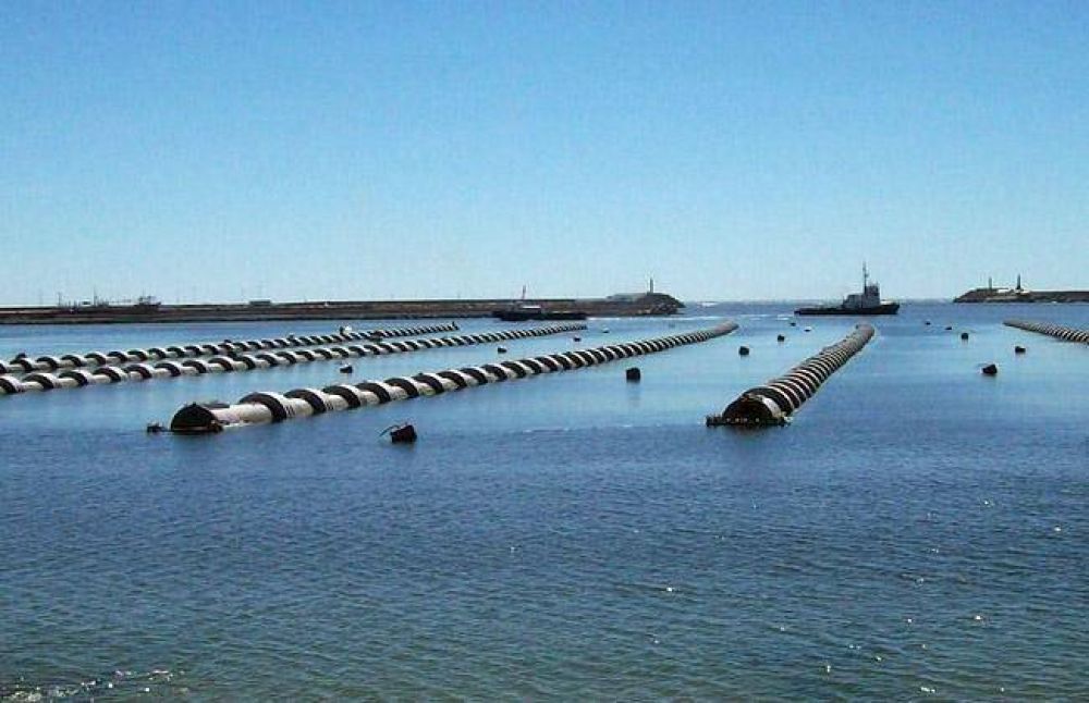 Fue armado el quinto tramo de la ca�er�a del emisario submarino
