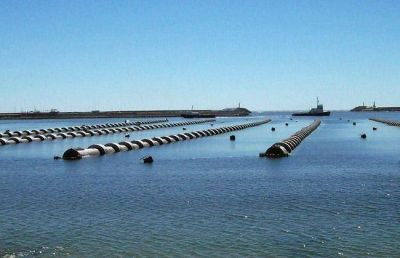 Fue armado el quinto tramo de la ca�er�a del emisario submarino