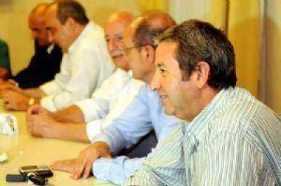 La UCR, en bloque, acord� su interna