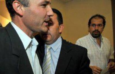 Tensi�n en el gabinete de Jaque