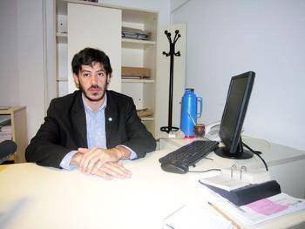Para la Unidad Acad�mica Z�rate Las 1.300 Netbook podr�an llegar la semana que viene al ex-Nacional