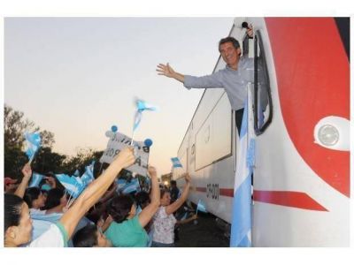 Tras 20 a�os, el tren vuelve a unir Villaguay Este con Villaguay Central