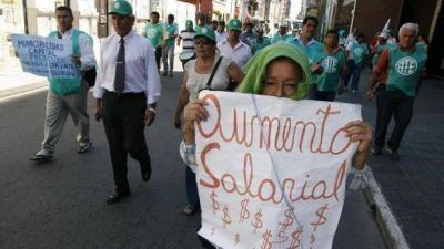 El reclamo de los estatales en etapa de definiciones 