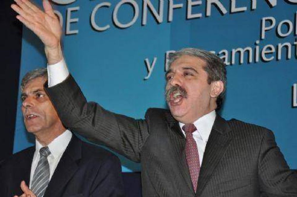 Con la presencia de An�bal Fern�ndez, el kirchnerismo volvi� a mostrar unidad