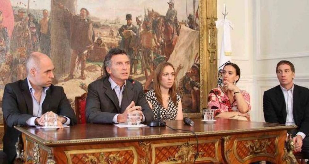 Michetti y el resto del PRO cierran filas con el discurso duro de Macri contra la inmigraci�n