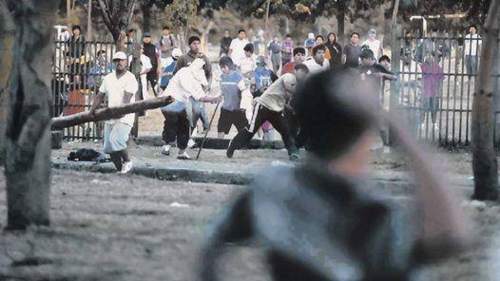 Soldati: investigan si hubo otro muerto por la violencia en el Parque Indoamericano