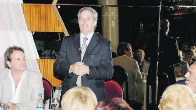 Sol�, con m�sicos y poetas de Avellaneda