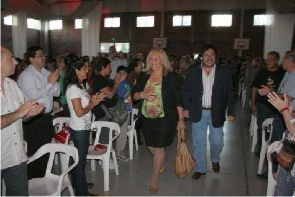 Espectacular fiesta de reconocimiento por el 125 Aniversario de Campana