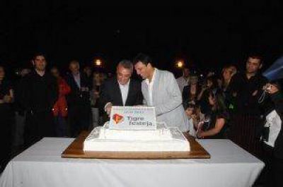 Gran cierre por los festejos del Bicentenario en el HCD de Tigre
